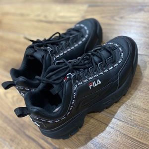 ❌SOLD❌Black fila shoes 👟